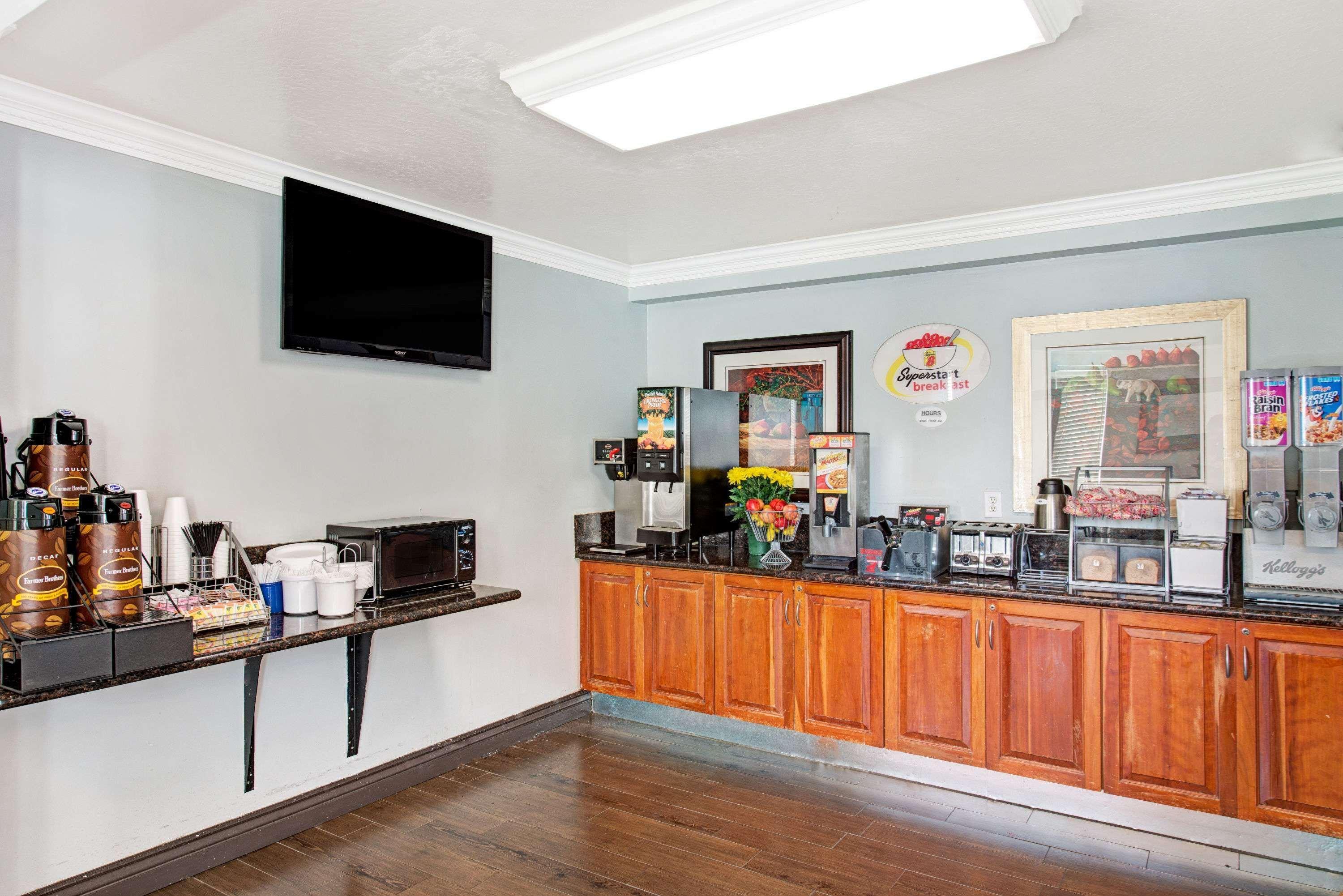 Super 8 By Wyndham Sacramento/Florin Rd Hotel Freeport Exterior foto